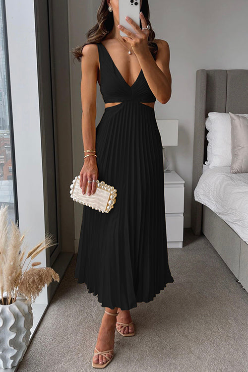 Pleated Maxi Dress | Elegant | Flowy & Lightweight