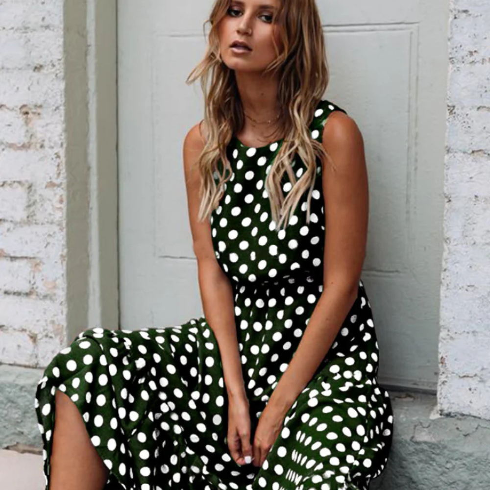 Clara | Vintage Charm Polka Dot Maxi Dress