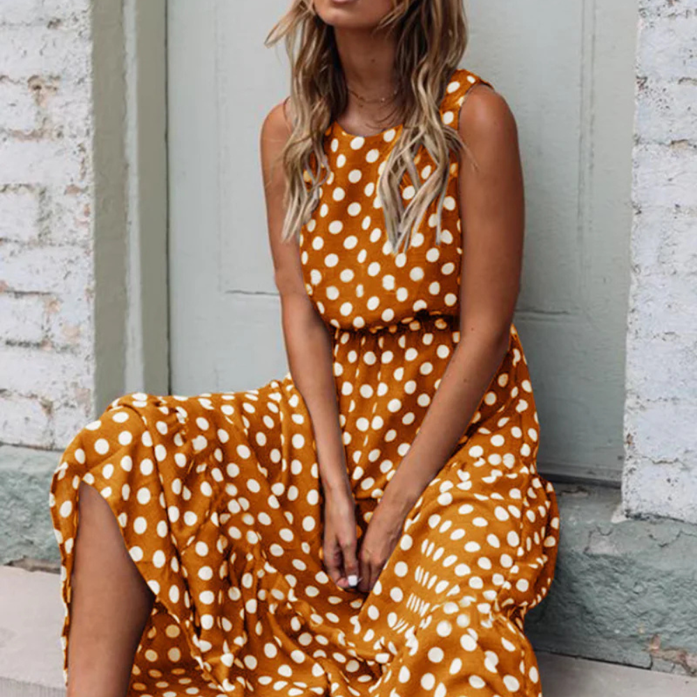 Clara | Vintage Charm Polka Dot Maxi Dress