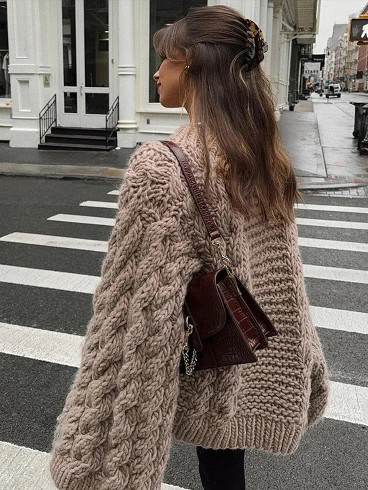 Chunky Knit Oversized Sweater | Cosy & Stylish | Winter Essential